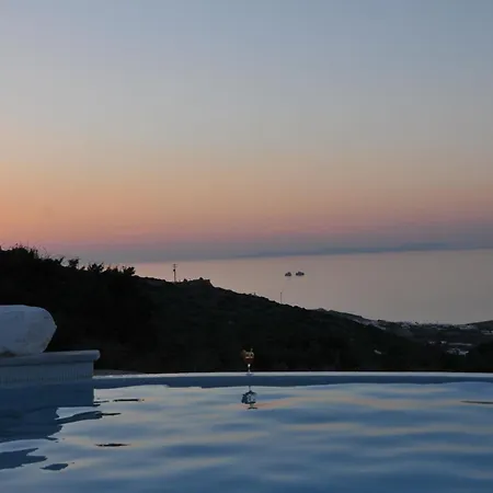 וילה Aeolos With 2 Private Pools